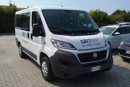 Noleggio Minibus fino a 9 persone e vetture - foto 1
